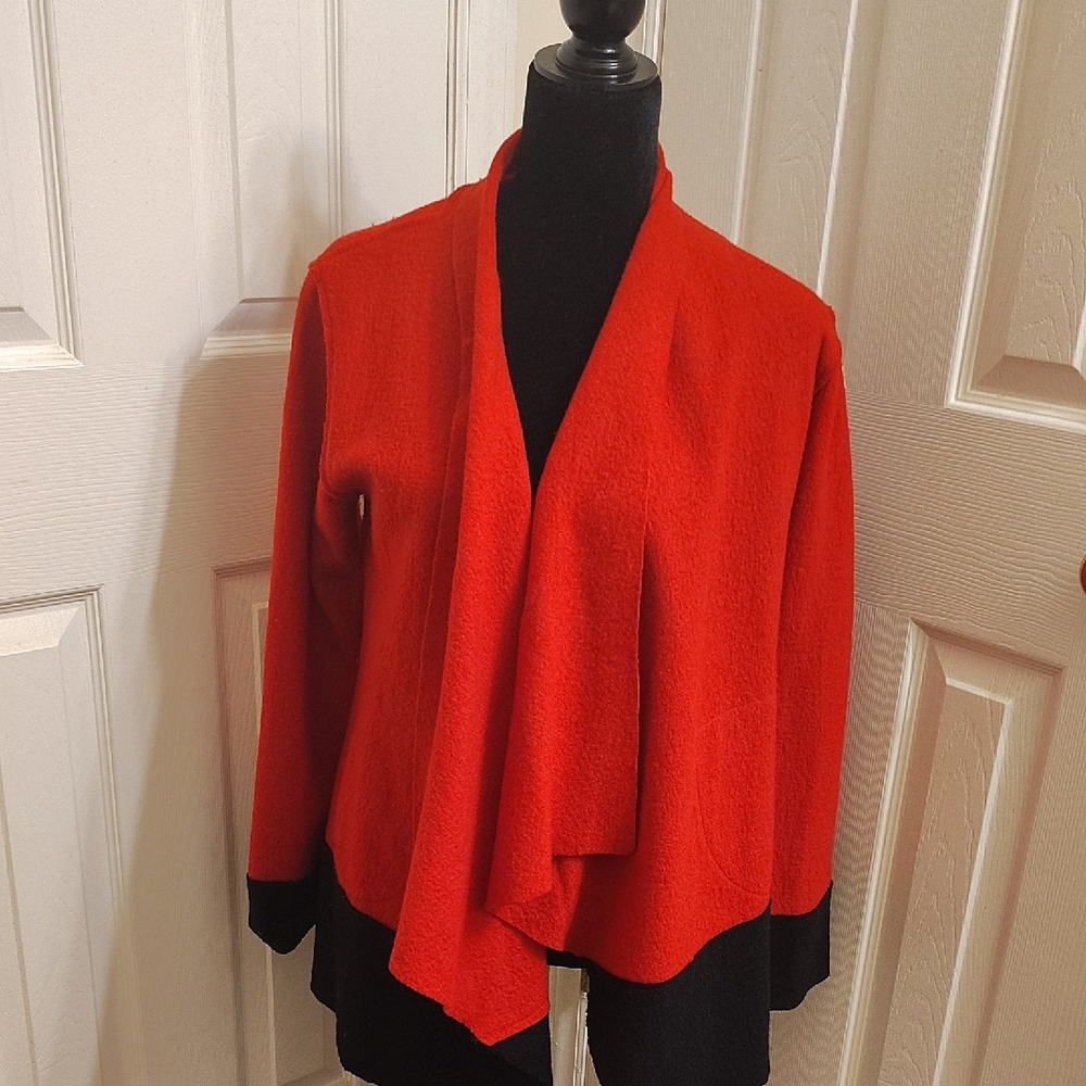 Luii Red and Black Women's Cardigan